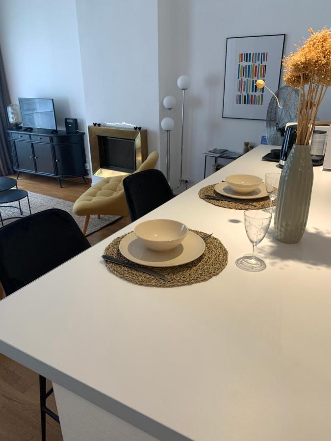 Escale Citadine Au Centre D'Avignon, Climatisation, Appartement De Charme, Spacieux Et Lumineux Exterior foto