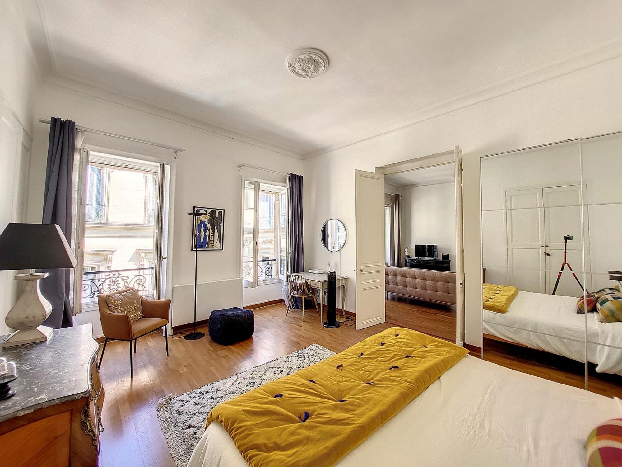 Escale Citadine Au Centre D'Avignon, Climatisation, Appartement De Charme, Spacieux Et Lumineux Exterior foto