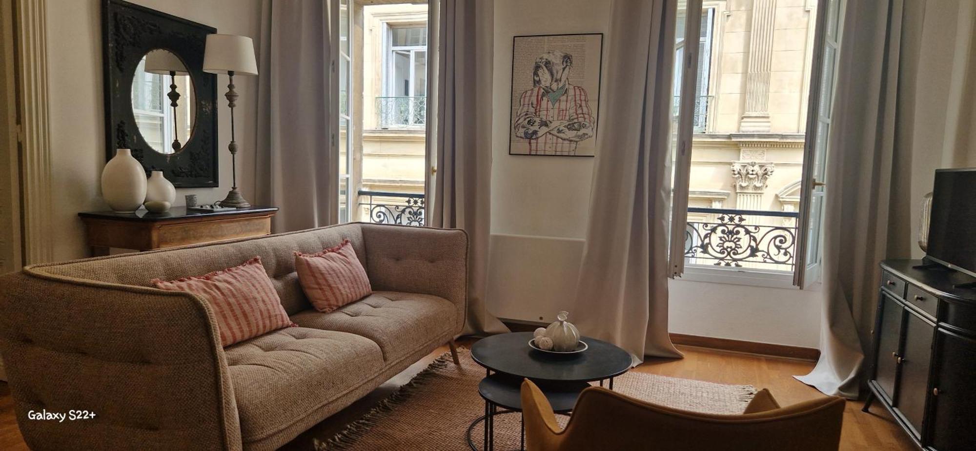 Escale Citadine Au Centre D'Avignon, Climatisation, Appartement De Charme, Spacieux Et Lumineux Zimmer foto